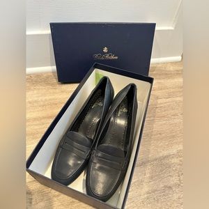 Brooks Brothers Loafer Pumps - Navy Blue - Size 7 - with original box.